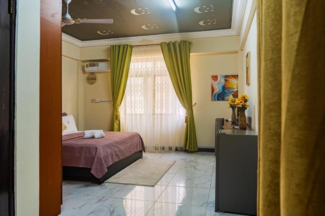 Edgard Hotel 特马 外观 照片