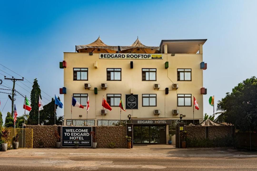 Edgard Hotel 特马 外观 照片