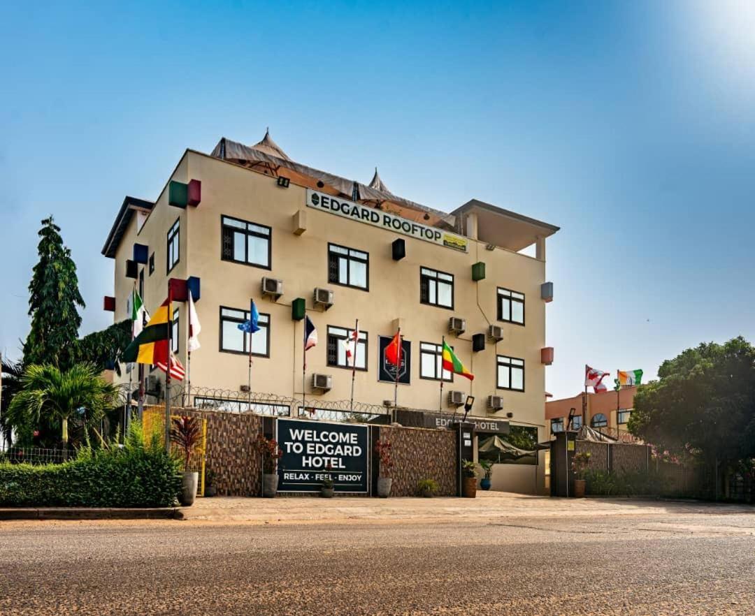 Edgard Hotel 特马 外观 照片